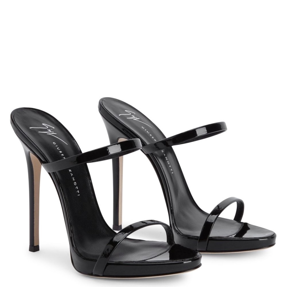 Brand new Giuseppe Zanotti Darcey Strappy heels